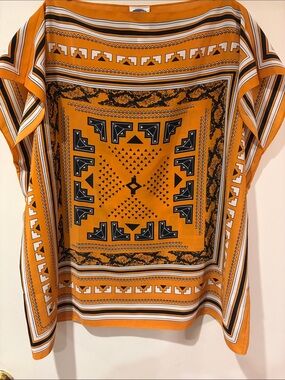 DG2 by Diane Gilman Aztec/ Southwestern Print Poncho - NWOT